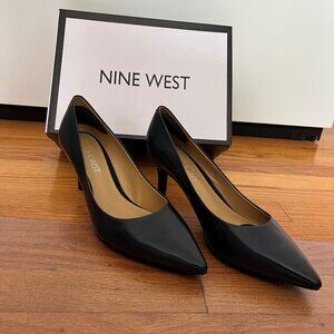 Nine West Navy Pumps